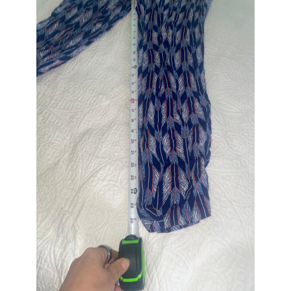 H&M Divided Blue Ikat Feather Print Relaxed Tapered Leg Pants Womens Size 8 - Picture 8 of 8
